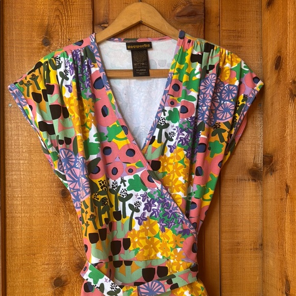 NOOWORKS Wrap Dress in People I’ve Loved - Picture 3 of 8